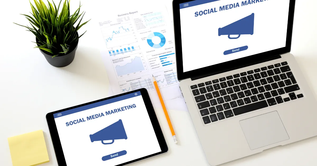 Social media marketing analytics on laptop